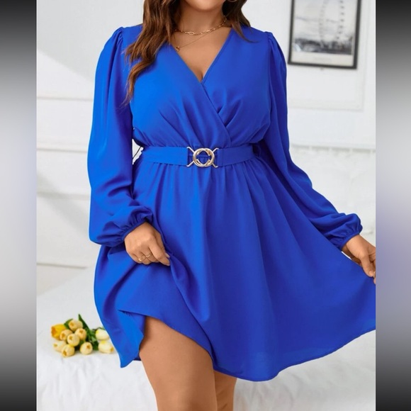 Plus size burgundy surplice neck lantern sleeve belted dress - Picture 14 of 15